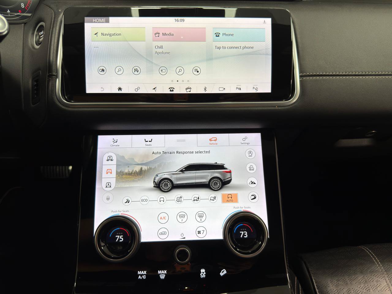 Used 2018 Land Rover Range Rover Velar AWD/4WD image 20