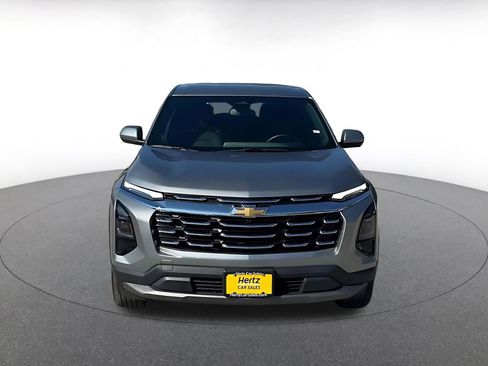 Used 2025 Chevrolet Equinox LT FWD image 4