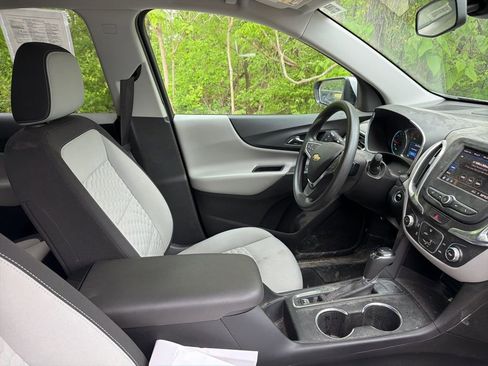 Used 2020 Chevrolet Equinox LT FWD image 19