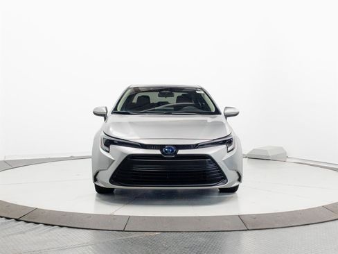 Certified 2023 Toyota Corolla LE FWD image 2