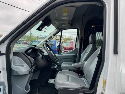 Used 2016 Ford Transit 250 148 Medium Roof RWD image 33