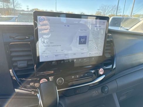 Used 2024 Ford Transit 350 XLT image 25