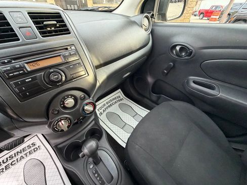 Used 2013 Nissan Versa S Plus image 21