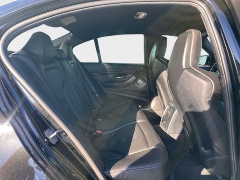 Used 2018 BMW M3 image 8