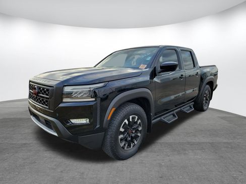 Used 2023 Nissan Frontier Pro-X w/ Technology Package image 3