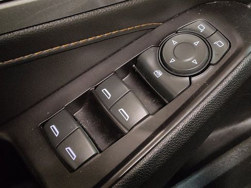 Used 2020 Chevrolet Traverse LS image 27