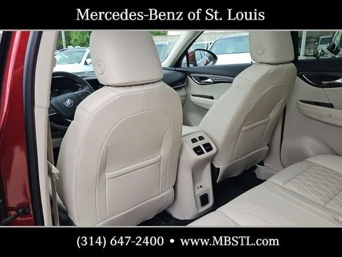 Used 2023 Buick Envision Avenir AWD/4WD image 11