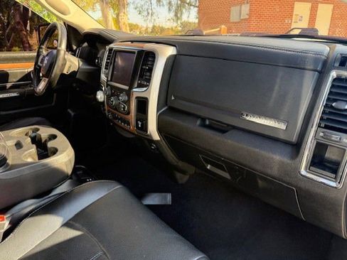 Used 2019 RAM 1500 Laramie image 26