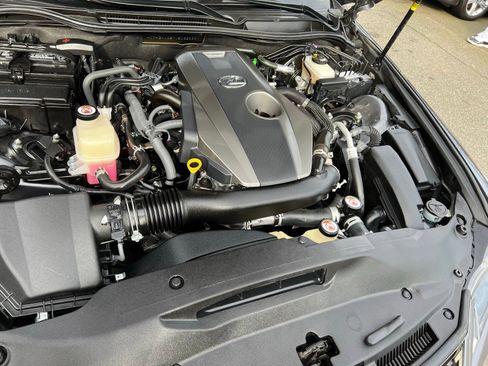 Used 2018 Lexus IS 300 F Sport image 28