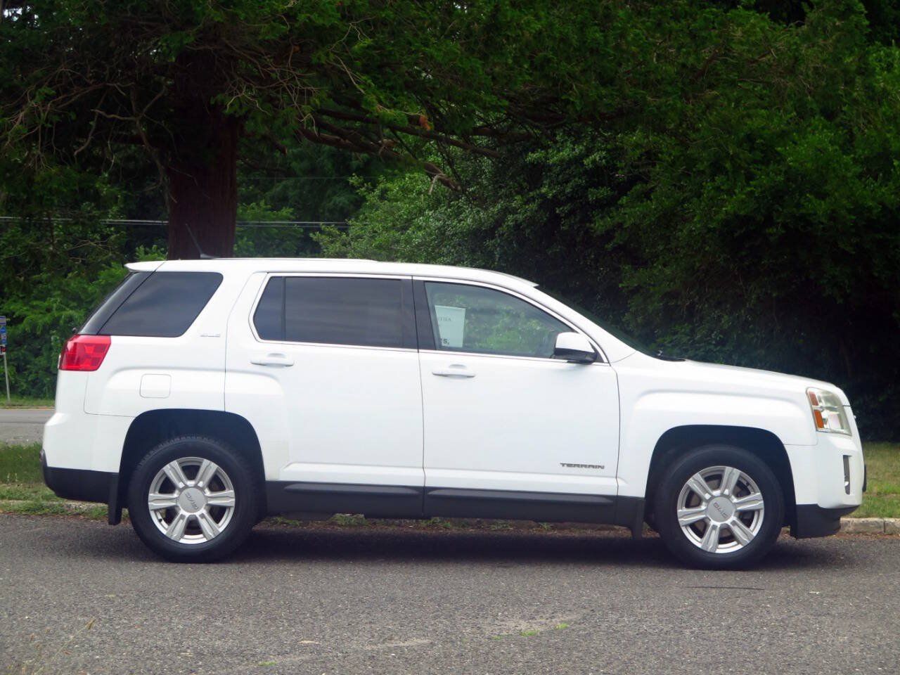 Used 2014 GMC Terrain SLE w/ LPO, Protection Package FWD image 5