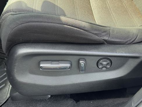 Used 2021 Honda CR-V EX image 13