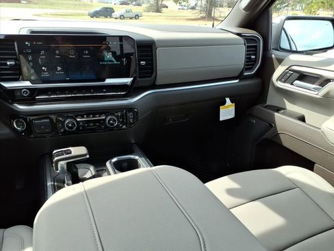 New 2026 Chevrolet Silverado 1500 LTZ w/ LTZ Premium Package image 14