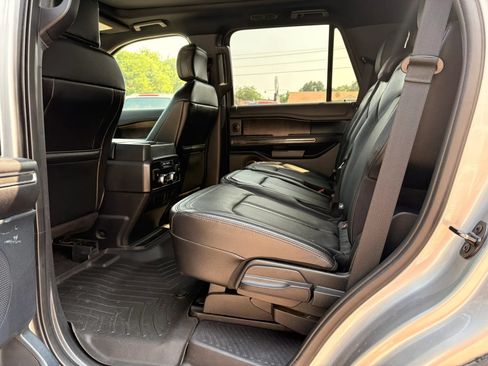 Used 2020 Ford Expedition Limited w/ Equipment Group 301A AWD/4WD image 15