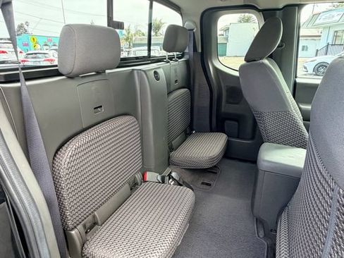 Used 2016 Nissan Frontier SV w/ SV Value Truck Package RWD image 19