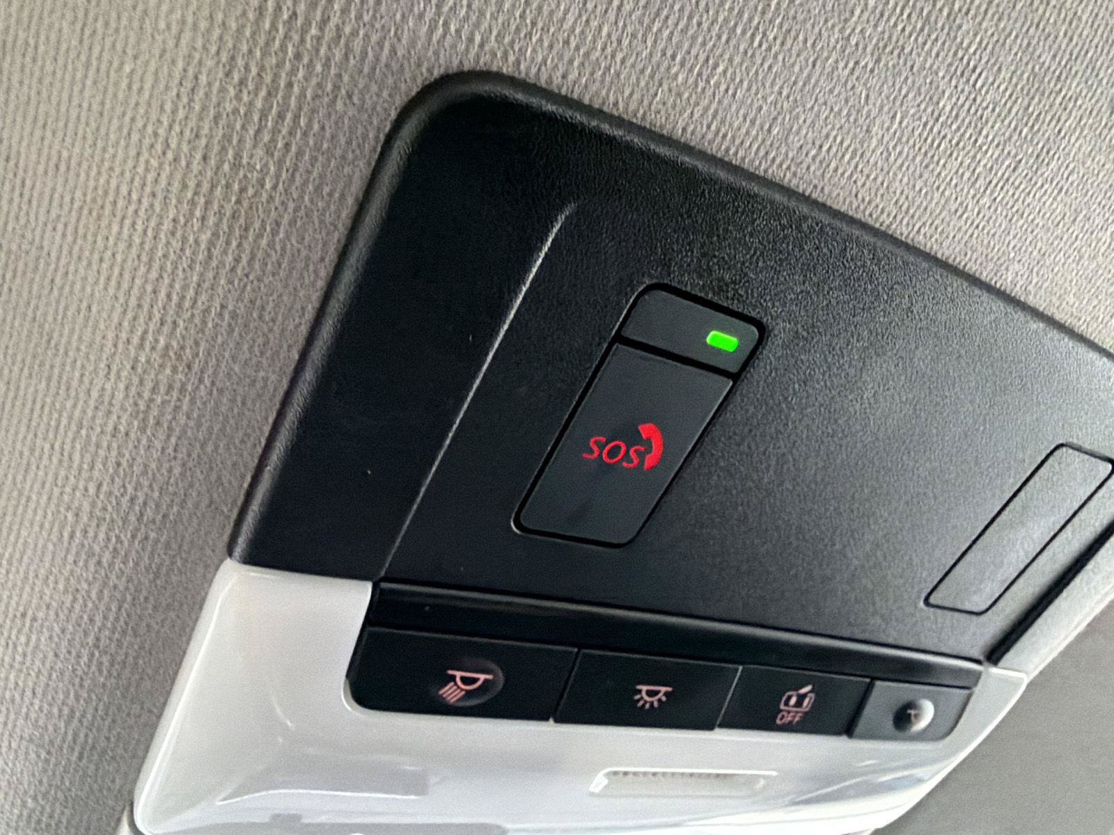 Used 2025 Nissan Sentra SV FWD image 21