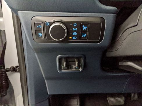 New 2025 Ford Maverick XLT w/ Equipment Group 301A image 20