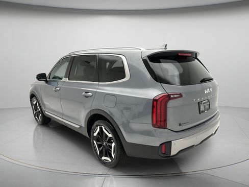 Used 2025 Kia Telluride S AWD/4WD image 7