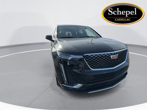 Certified 2024 Cadillac XT6 Luxury AWD/4WD image 3