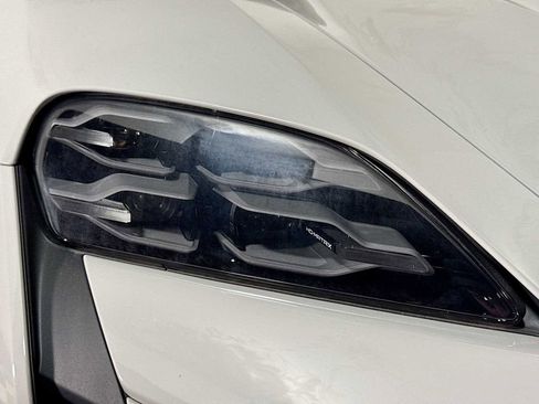 New 2025 Porsche Taycan Turbo image 32