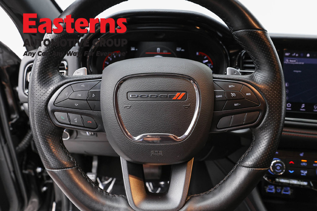Used 2025 Dodge Durango GT RWD image 12