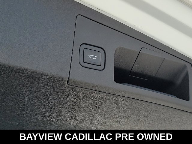 Certified 2024 Cadillac XT5 Luxury FWD image 12