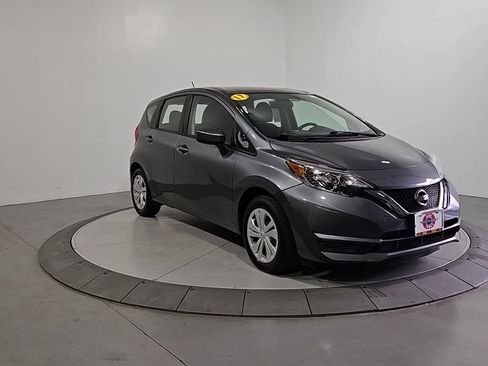 Used 2017 Nissan Versa Note SV FWD image 8