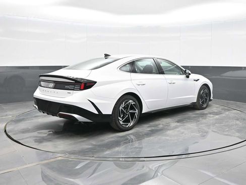 New 2026 Hyundai Sonata SEL image 8