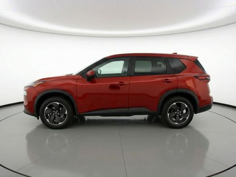 Used 2025 Nissan Rogue SV AWD/4WD image 5