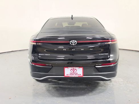 Certified 2026 Toyota Crown w/ Advanced Technology Package AWD/4WD image 5