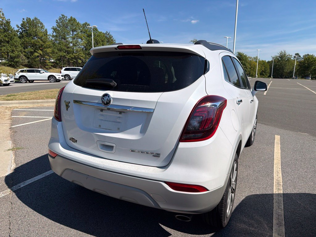 Used 2020 Buick Encore Preferred AWD/4WD image 12