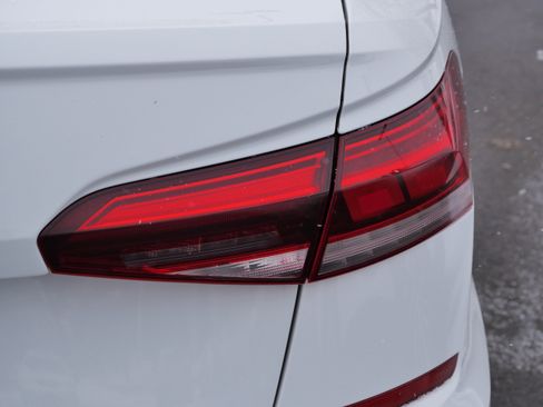 Certified 2020 Volkswagen Passat 2.0T SE image 17