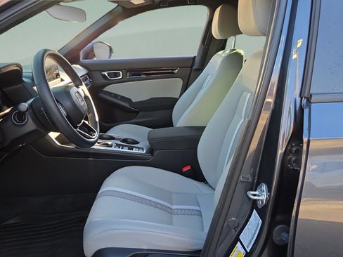 Used 2025 Honda Civic FWD Hybrid Sedan image 9