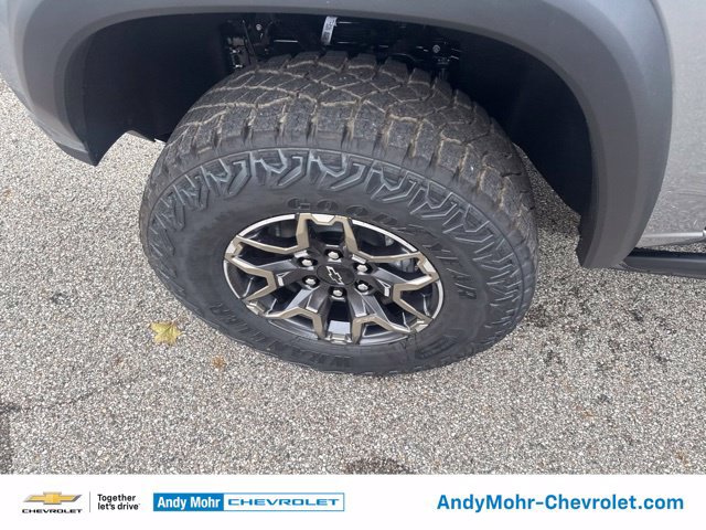 New 2026 Chevrolet Colorado ZR2 w/ Technology Package AWD/4WD image 40