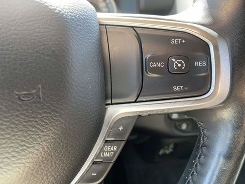Used 2019 RAM 1500 Laramie AWD/4WD image 21