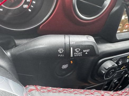 Used 2022 Jeep Gladiator Rubicon w/ LED Lighting Group image 27