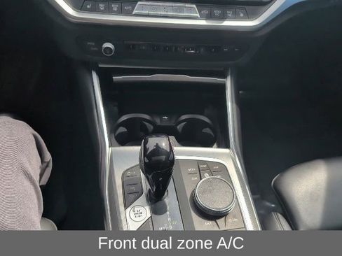 Used 2022 BMW 330i xDrive Sedan AWD/4WD image 6