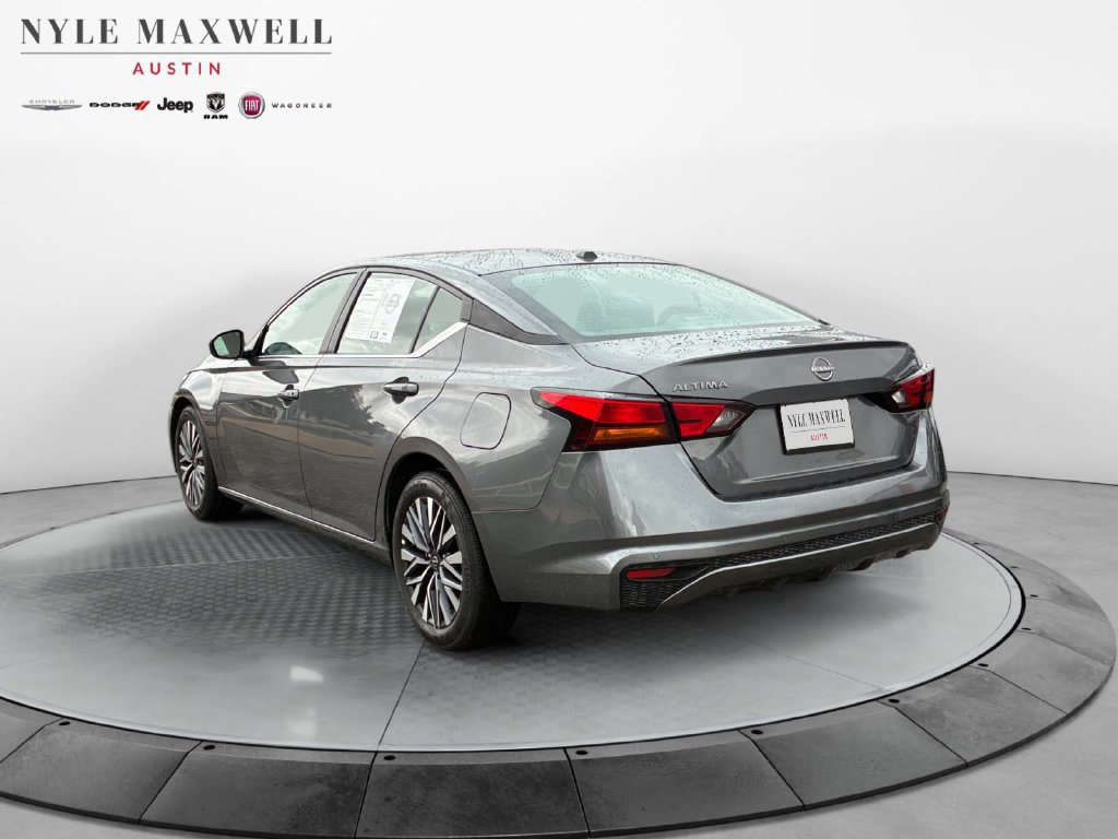 Used 2026 Nissan Altima 2.5 SV FWD image 14