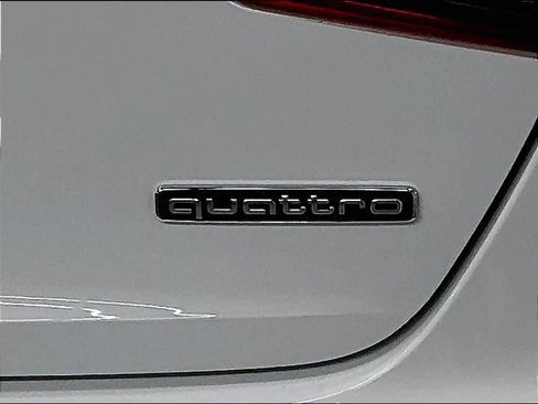 Used 2019 Audi A4 2.0T Premium Plus w/ Premium Plus Package image 11