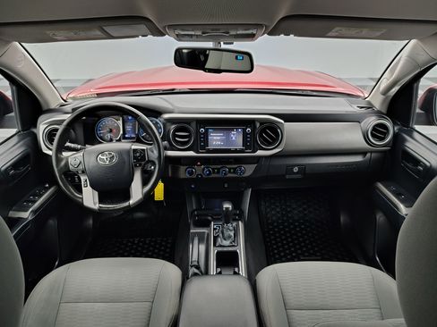 Used 2016 Toyota Tacoma SR5 image 28
