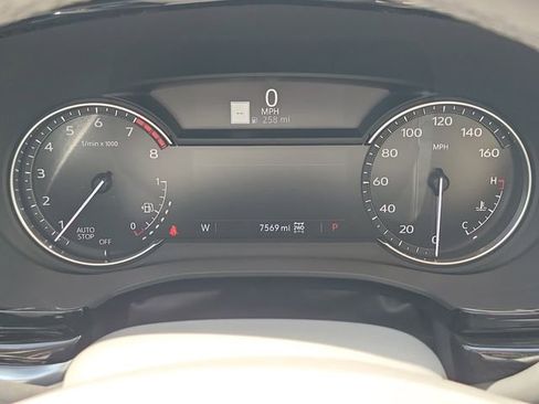 Used 2025 Cadillac XT6 Premium Luxury AWD/4WD image 22