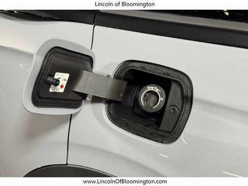 New 2026 Lincoln Nautilus Premier w/ Equipment Group 102A image 17