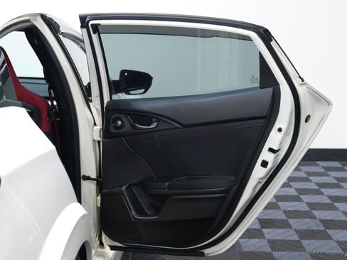 Used 2018 Honda Civic Type R image 26