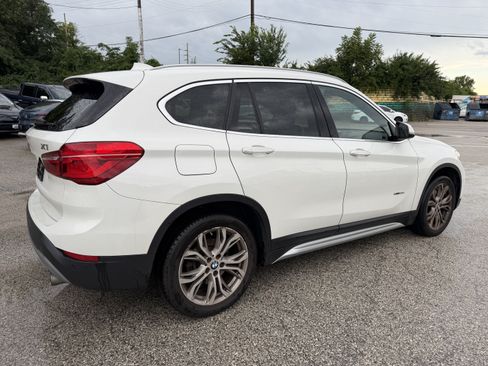 Used 2017 BMW X1 xDrive28i AWD/4WD image 7