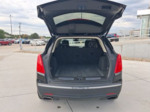 Used 2017 Cadillac XT5 Luxury FWD image 28