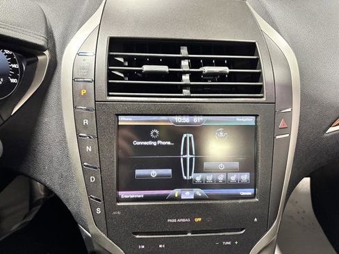 Used 2015 Lincoln MKZ w/ Equipment Group 102A Reserve image 17