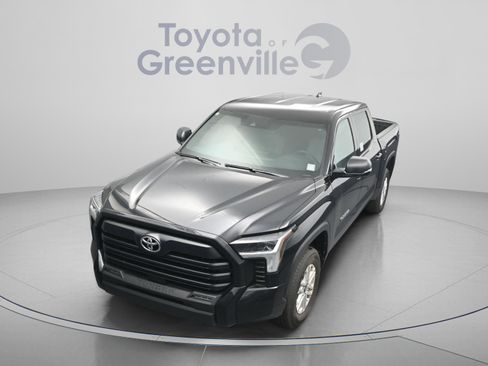 Used 2025 Toyota Tundra SR5 w/ SR5 Convenience Package image 26