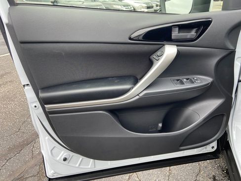 New 2026 Mitsubishi Eclipse Cross ES image 13