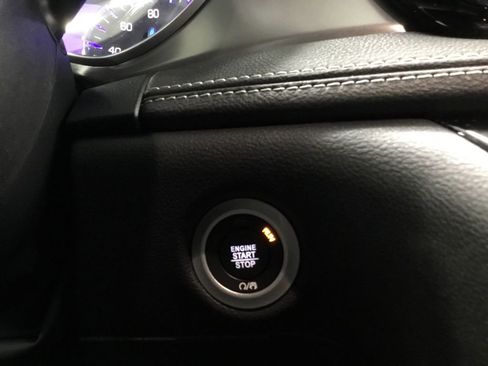 New 2025 Chrysler Pacifica Select image 37