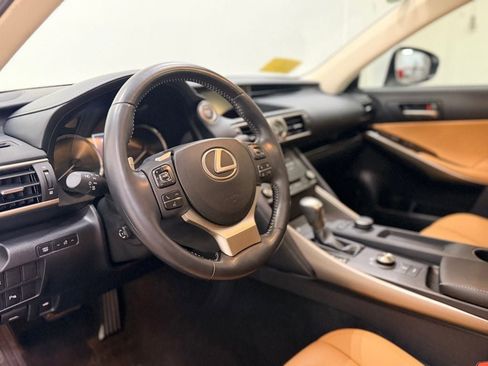 Used 2020 Lexus IS 300 AWD w/ Premium Package image 12