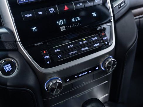 Used 2019 Toyota Land Cruiser AWD/4WD image 50
